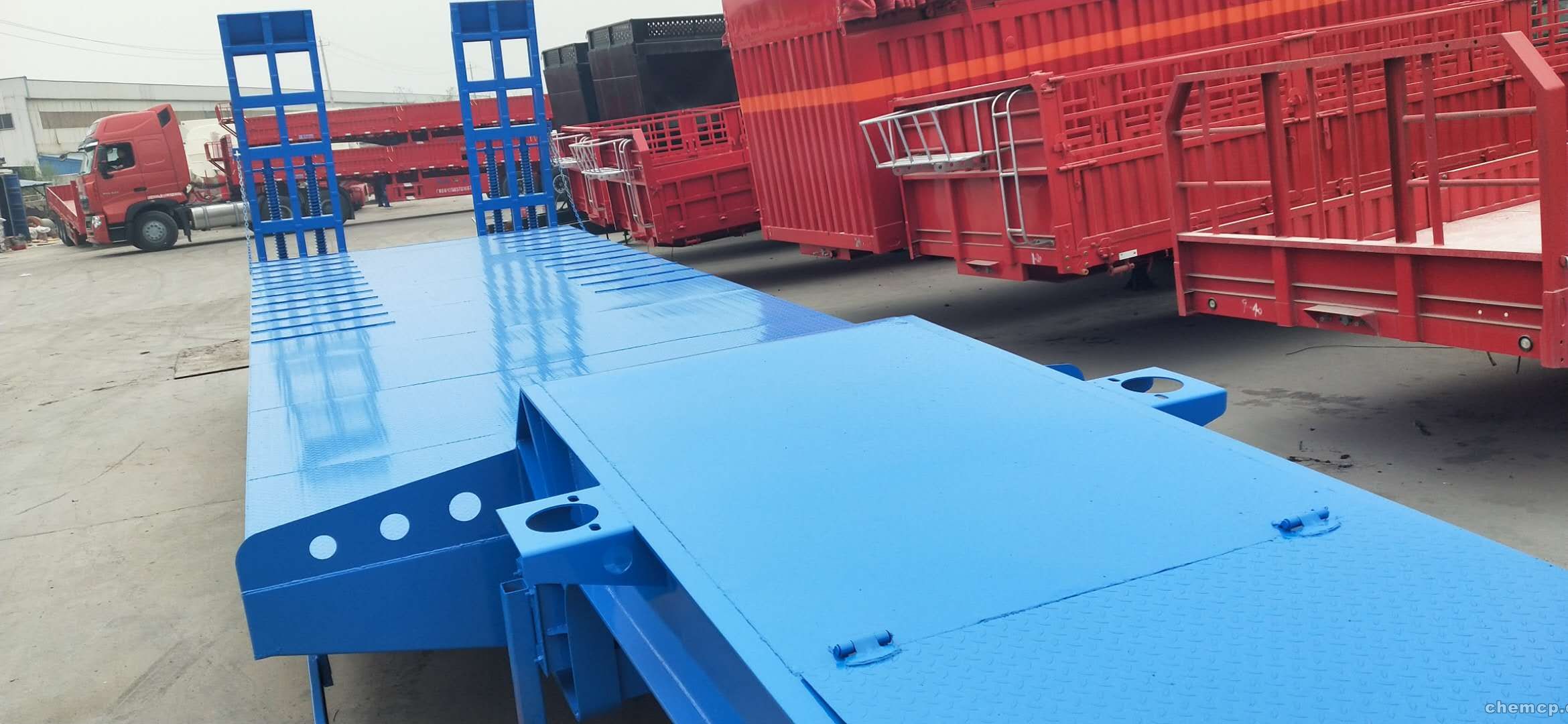 xc体育-洪礼和副省长视察江西省电子信息工程学校(图2) xc体育